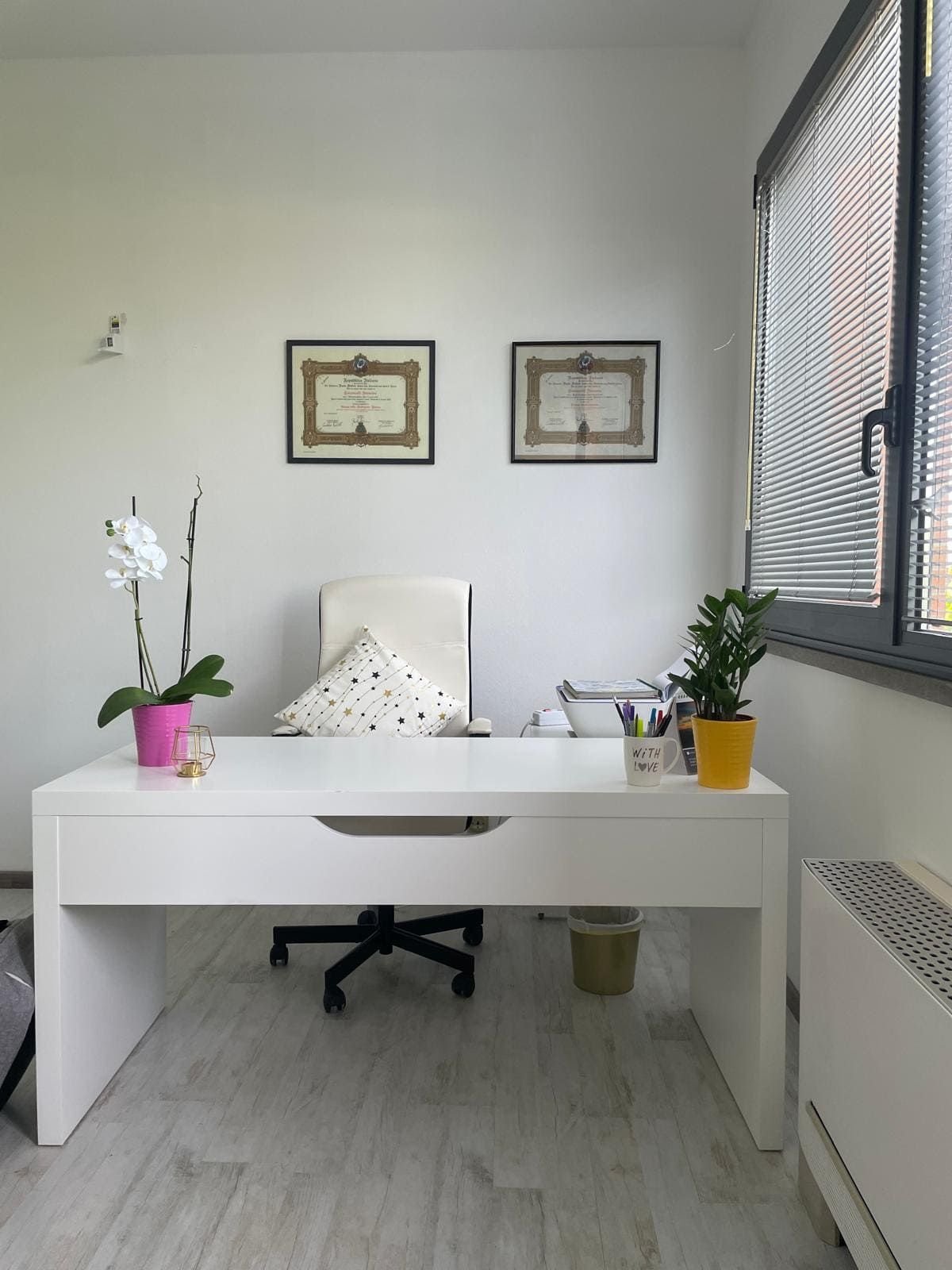 studio 2